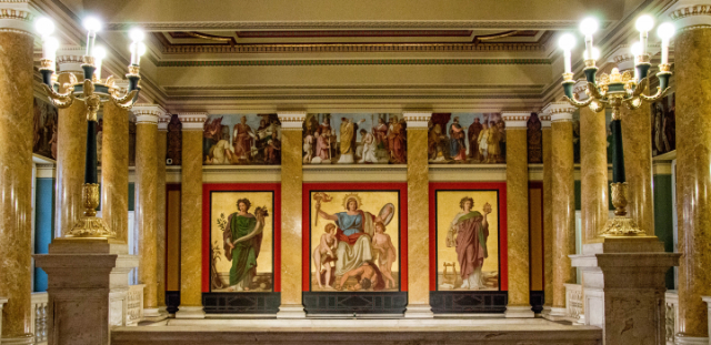 Ungarisches Nationalmuseum - Budapest | Secret World Trip Planner
