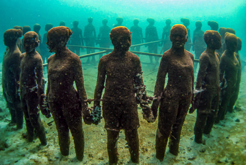 Unterwasser-Skulpturenpark Molinere - The Lime | Secret World Trip Planner