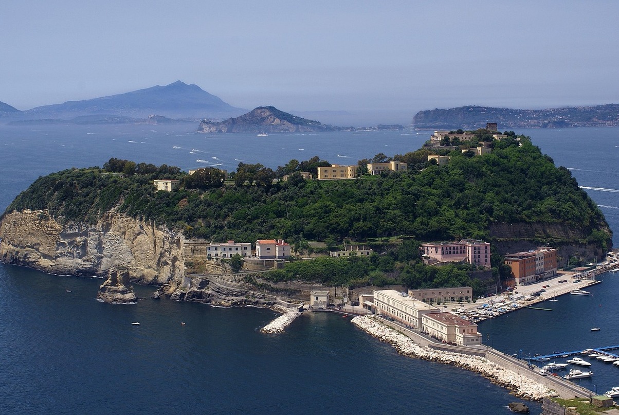Procida: Bourbon penal bath, formerly Palazzo D'Avalos - Procida | Secret World Trip Planner