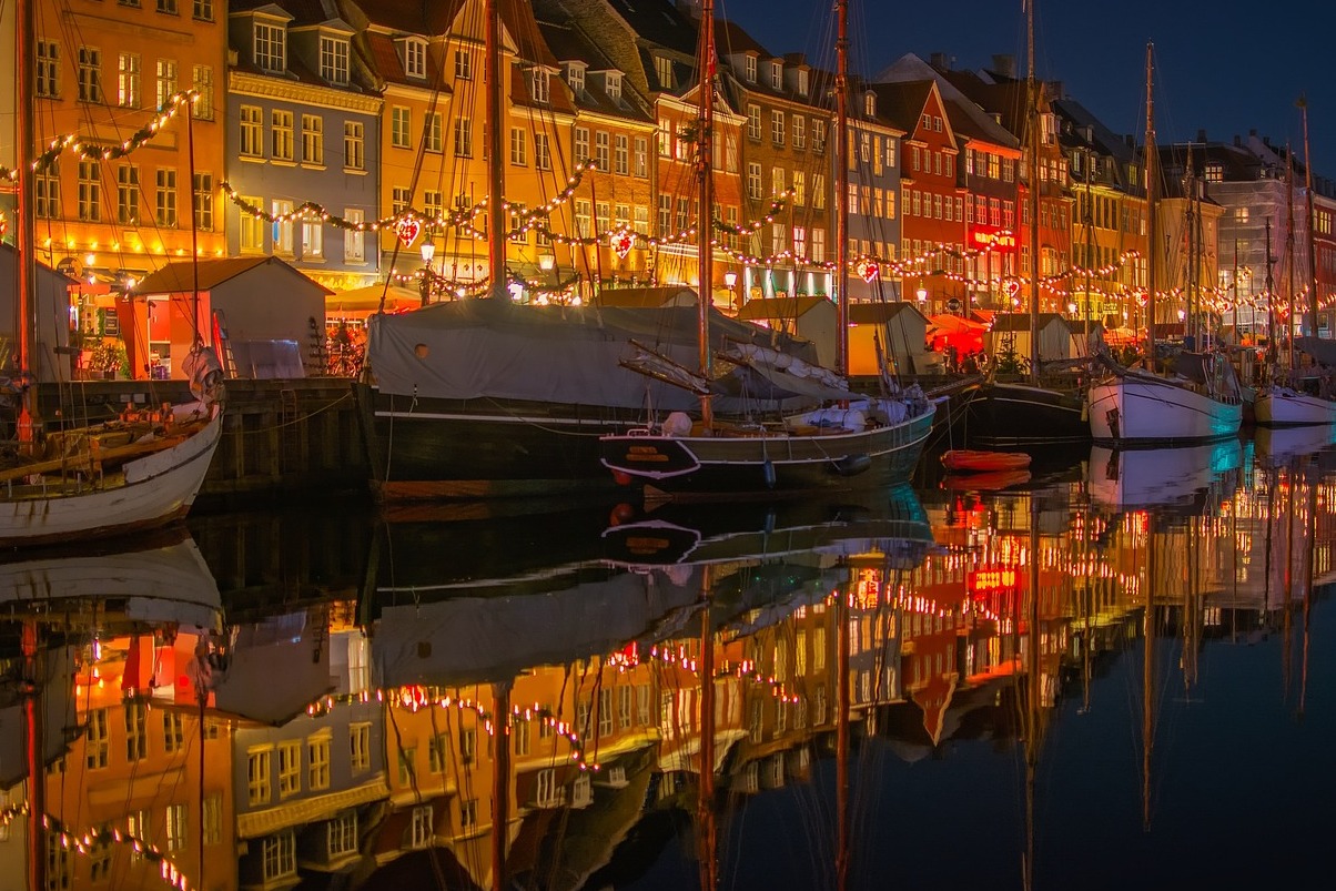 The Nyhavn is an iconic Copenhagen canal. - København | Secret World Trip Planner