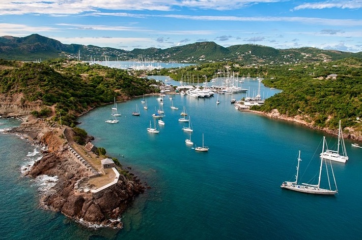 Nationalpark Antigua | Nelson's Dockyard — Dockyard Drive