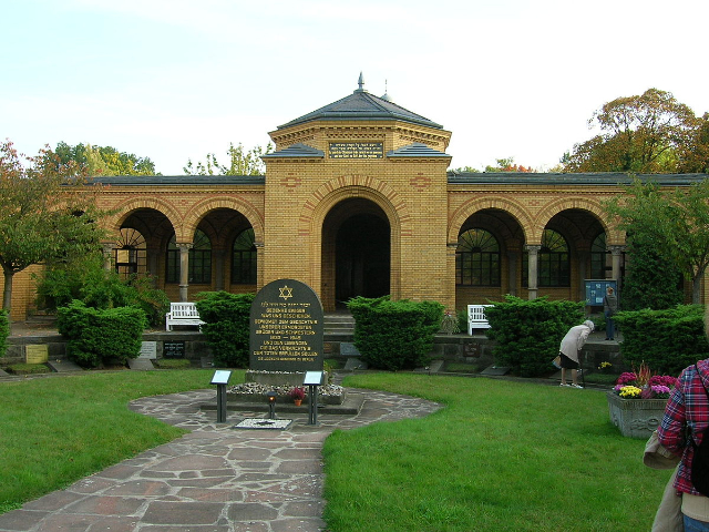 Cimitero ebraico di Weißensee - Berlin | Secret World Trip Planner