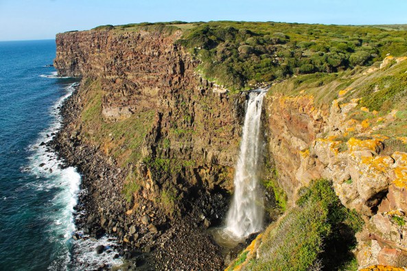 Cascata di Capo Nieddu - Cuglieri | Secret World Trip Planner