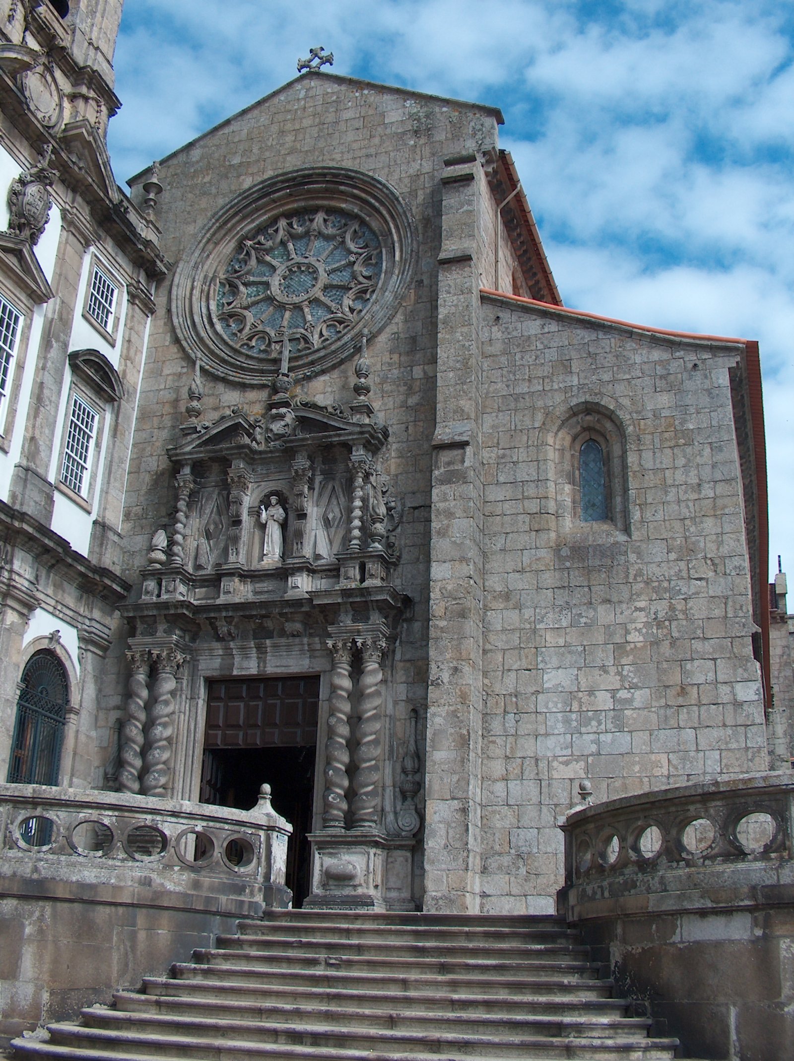 Church of São Francisco - Porto | Secret World Trip Planner