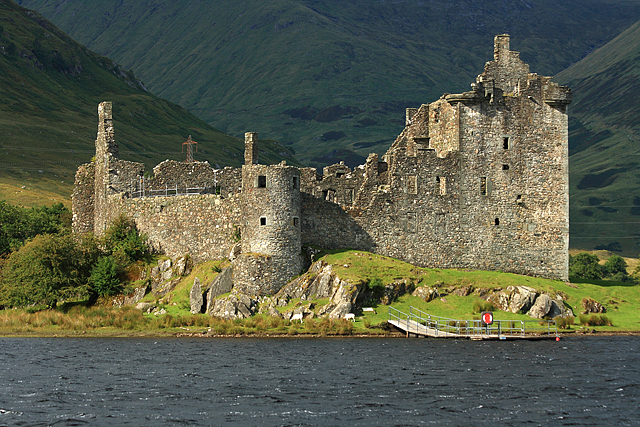 Schloss Kilchurn:Einer der meistfotografierten Orte der Welt - Lochawe | Secret World Trip Planner
