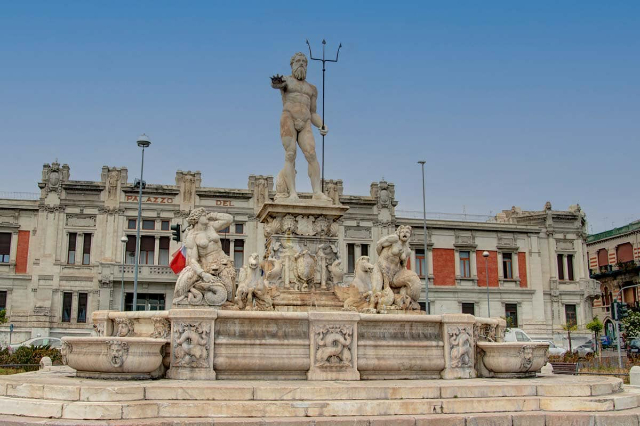 Air Mancur Neptunus - Fontana di Nettuno | Secret World Trip Planner