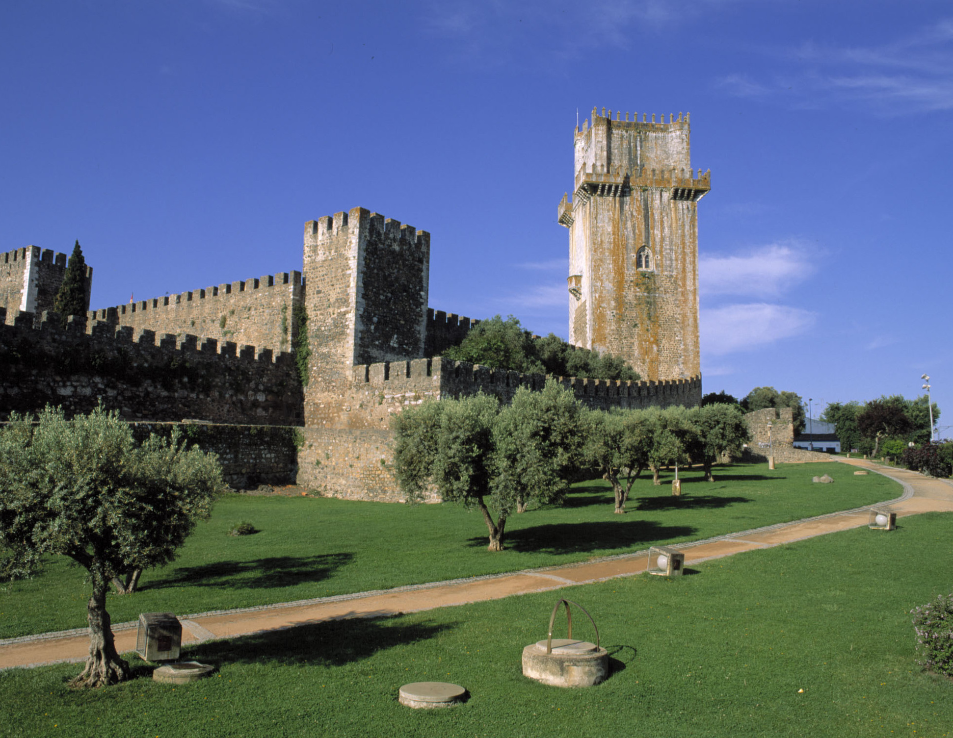 Old defensive castle tower in Beja, Portugal — Beja