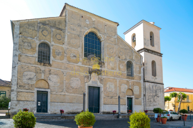 O Crucifixo da Catedral de San Lorenzo - Scala | Secret World Trip Planner