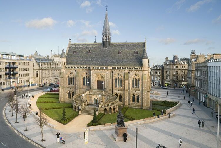 The McManus, Dundee's main art gallery and museum — Dundee