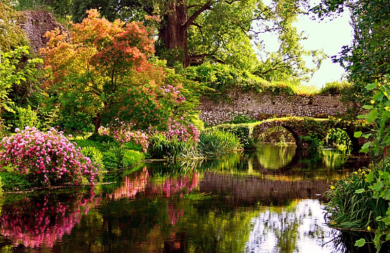 حديقة حورية - Doganella di Ninfa | Secret World Trip Planner