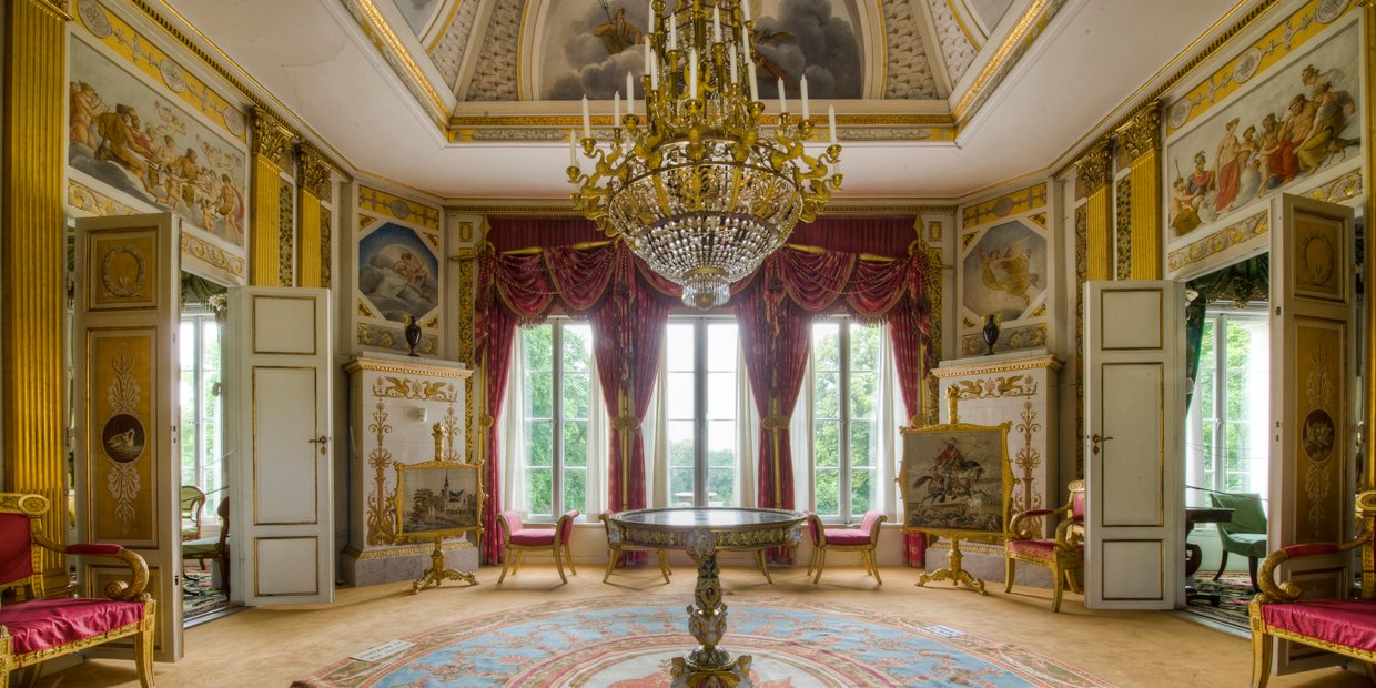 Rosendal Palace  - Secret World - Rosendalsvägen 49 | Secret World Trip Planner