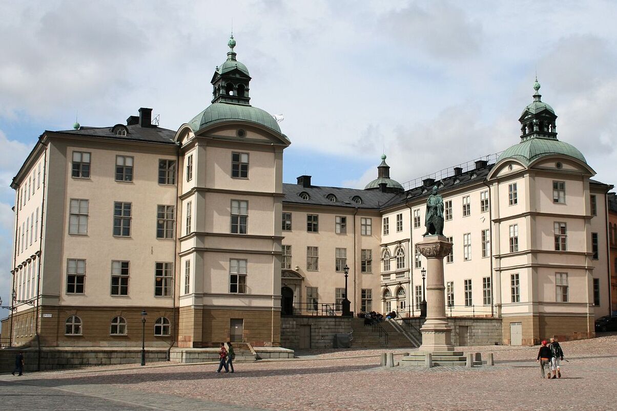 Wrangel Palace - Wrangel Palace | Secret World Trip Planner