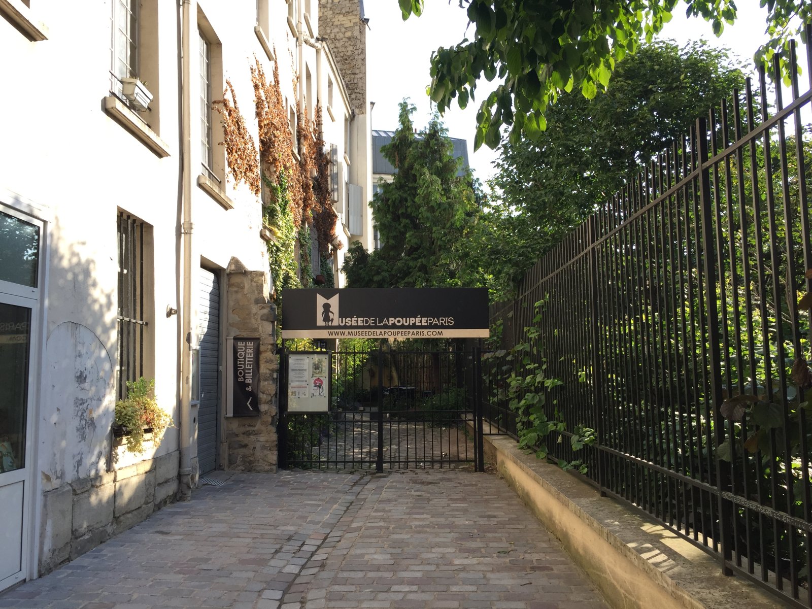 The Musée de la Poupée in Paris - Paris | Secret World Trip Planner