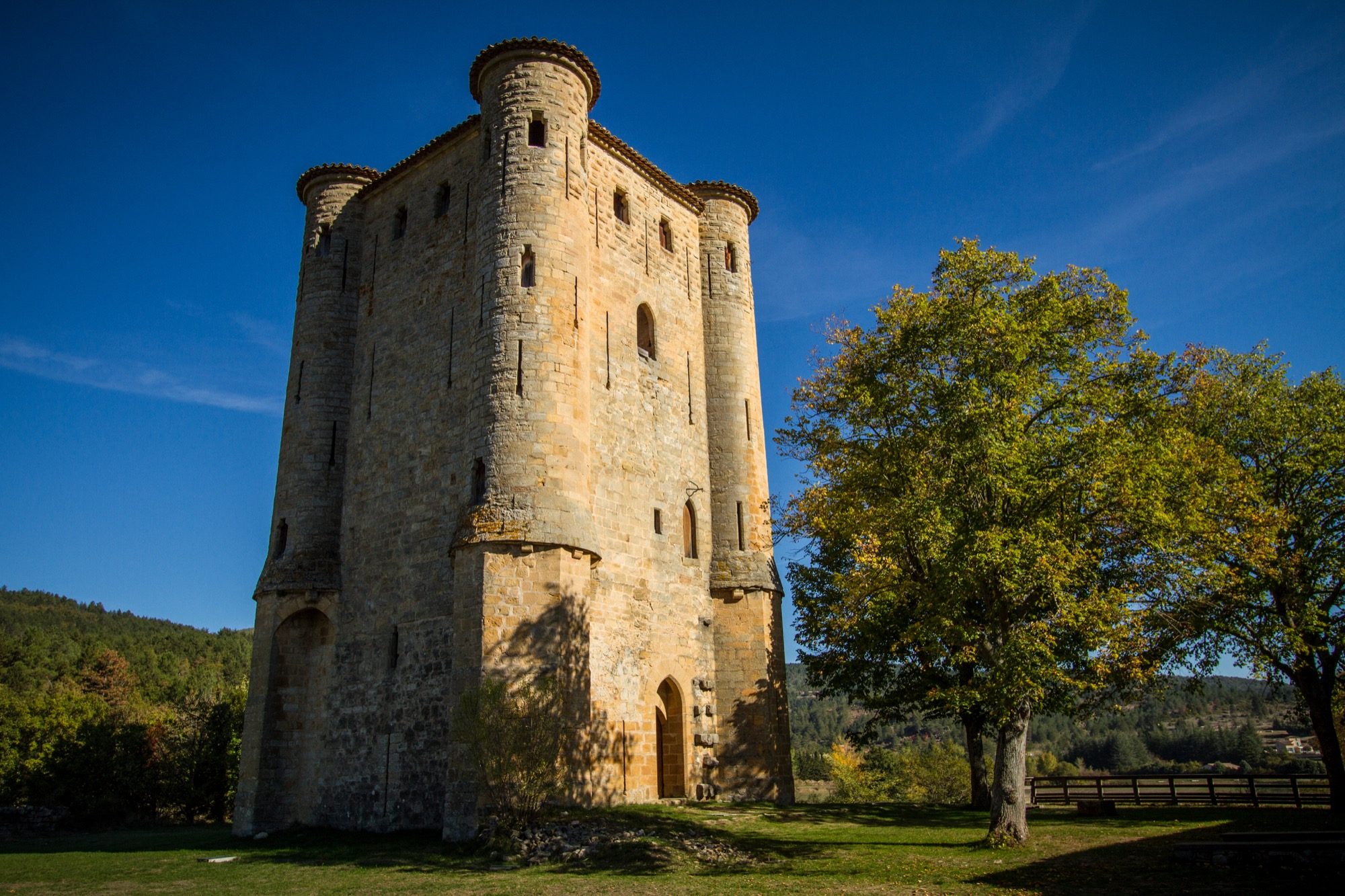 Schloss Arques - Arques | Secret World Trip Planner