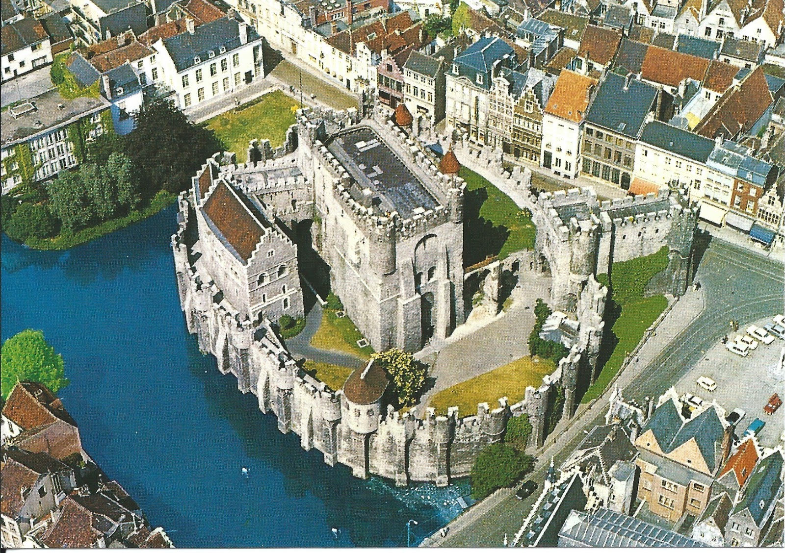 Gravensteen - Gand | Secret World Trip Planner