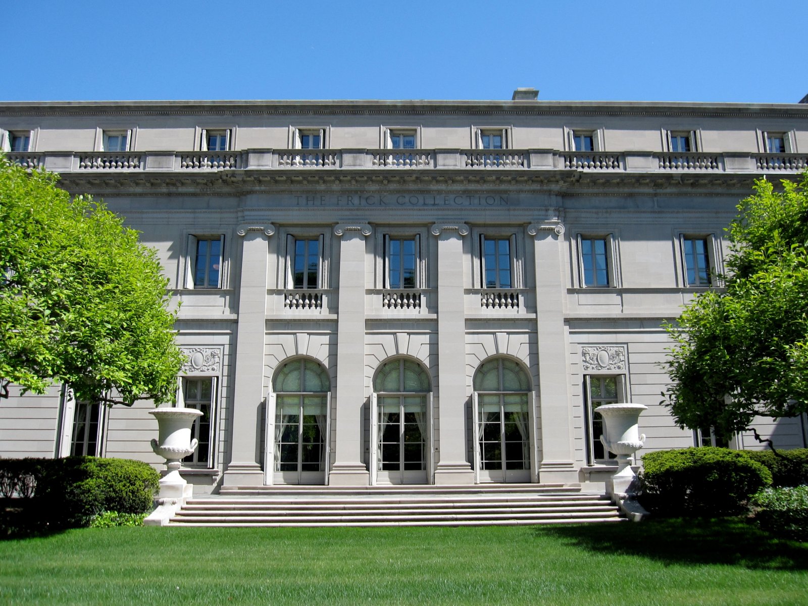 The Frick Collection - New York | Secret World Trip Planner