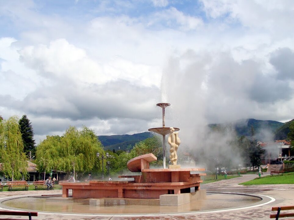 Geysir Sapareva Banya — Sapareva Banya