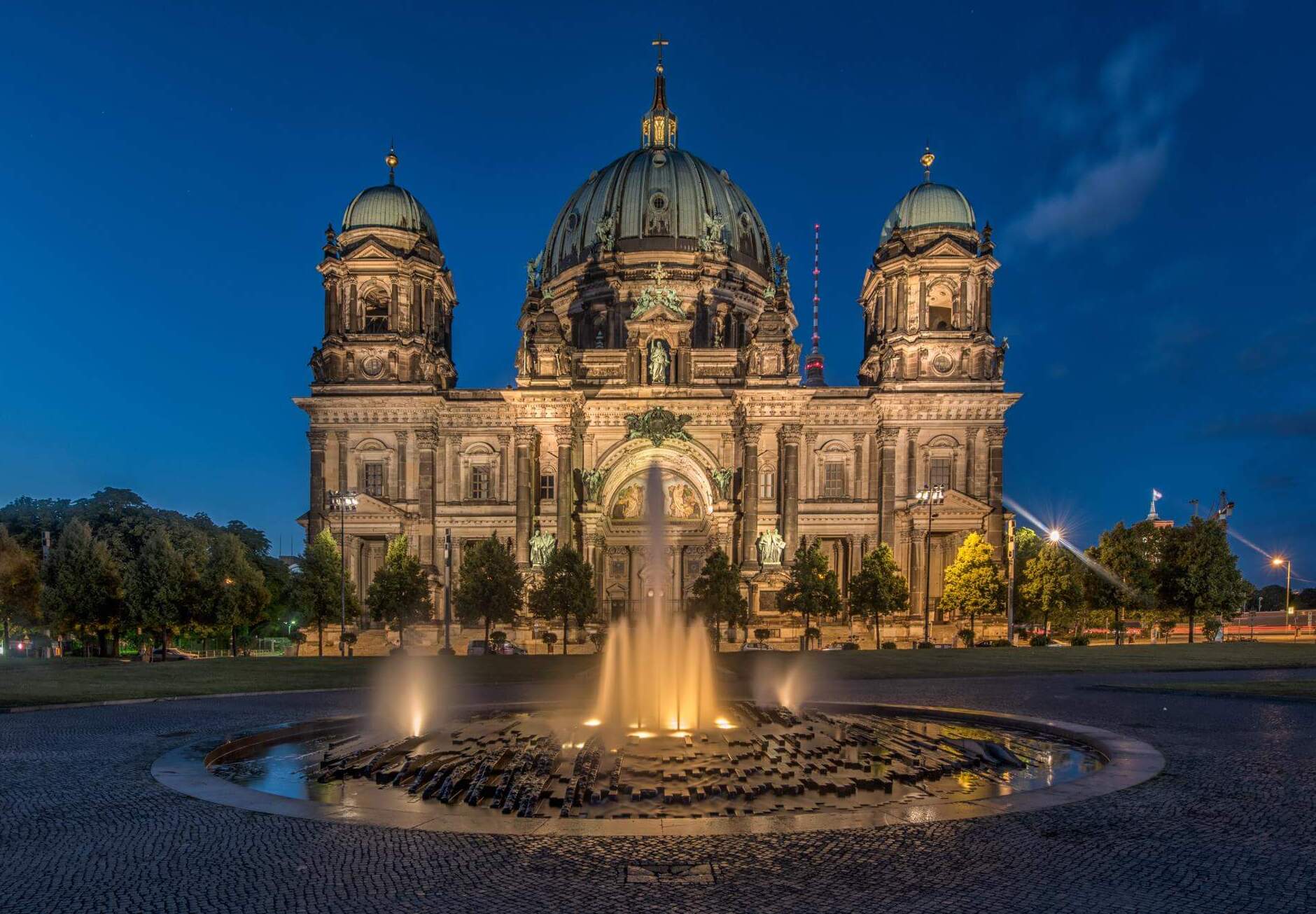 Berlin Katedrali - Berlin | Secret World Trip Planner