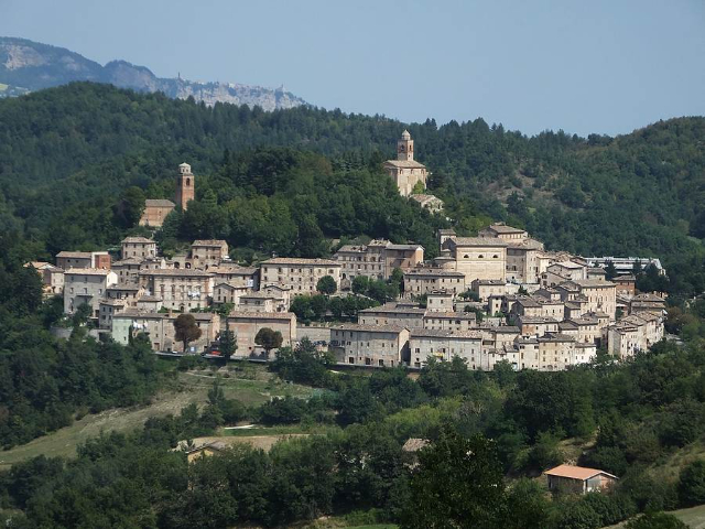 Montefortino ja Monte Sibilla legend - Montefortino | Secret World Trip Planner