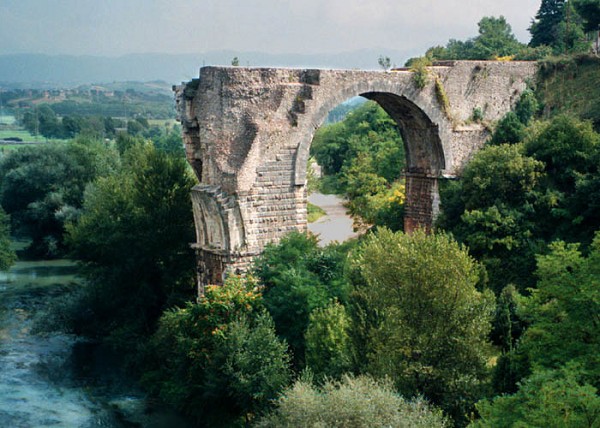 droichead Augustus - Narni | Secret World Trip Planner