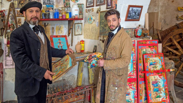 Cinnabar Red -Art Workshop - Ragusa | Secret World Trip Planner