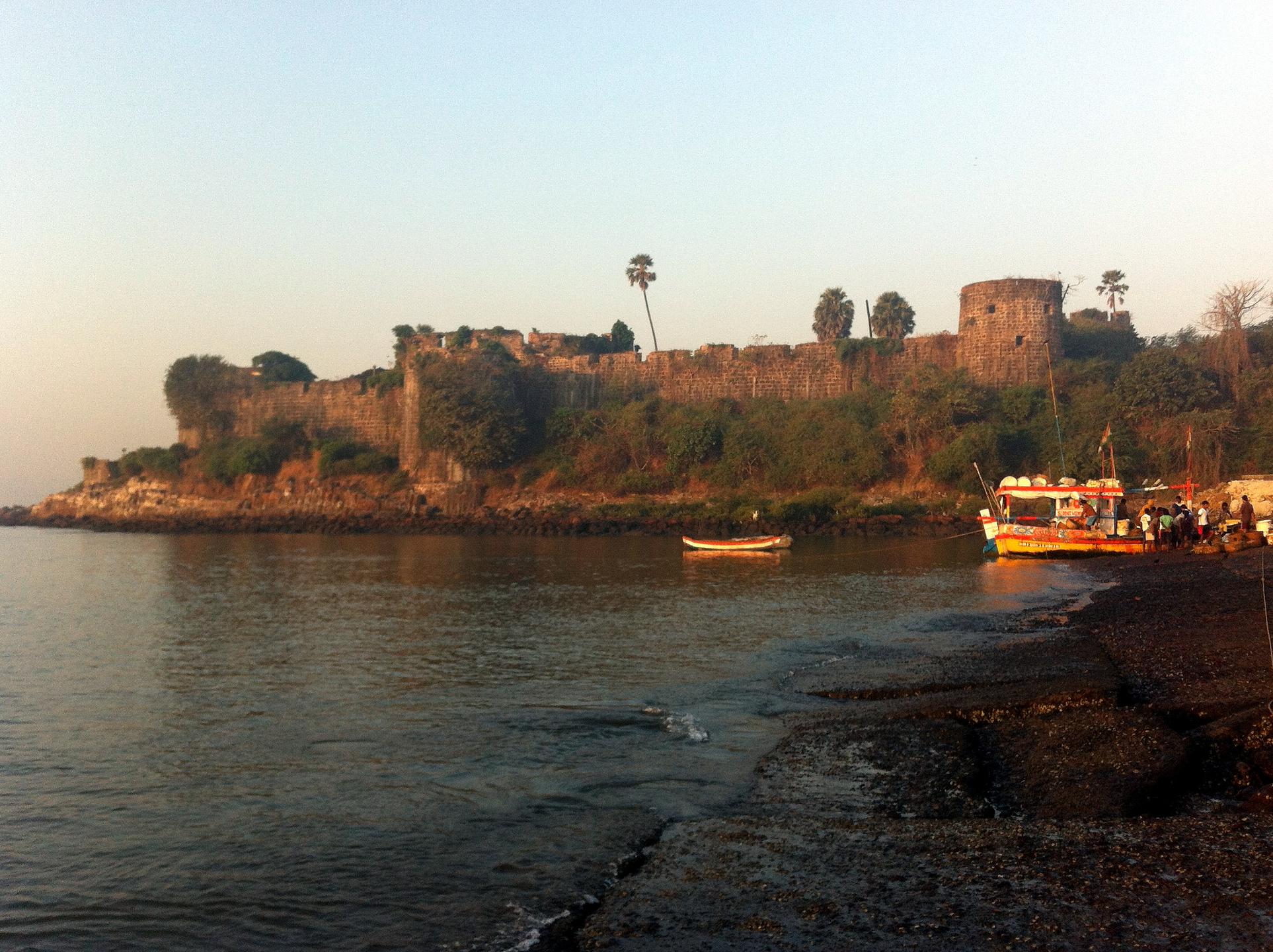 Madh Fort or Versova Fort - Mumbai | Secret World Trip Planner