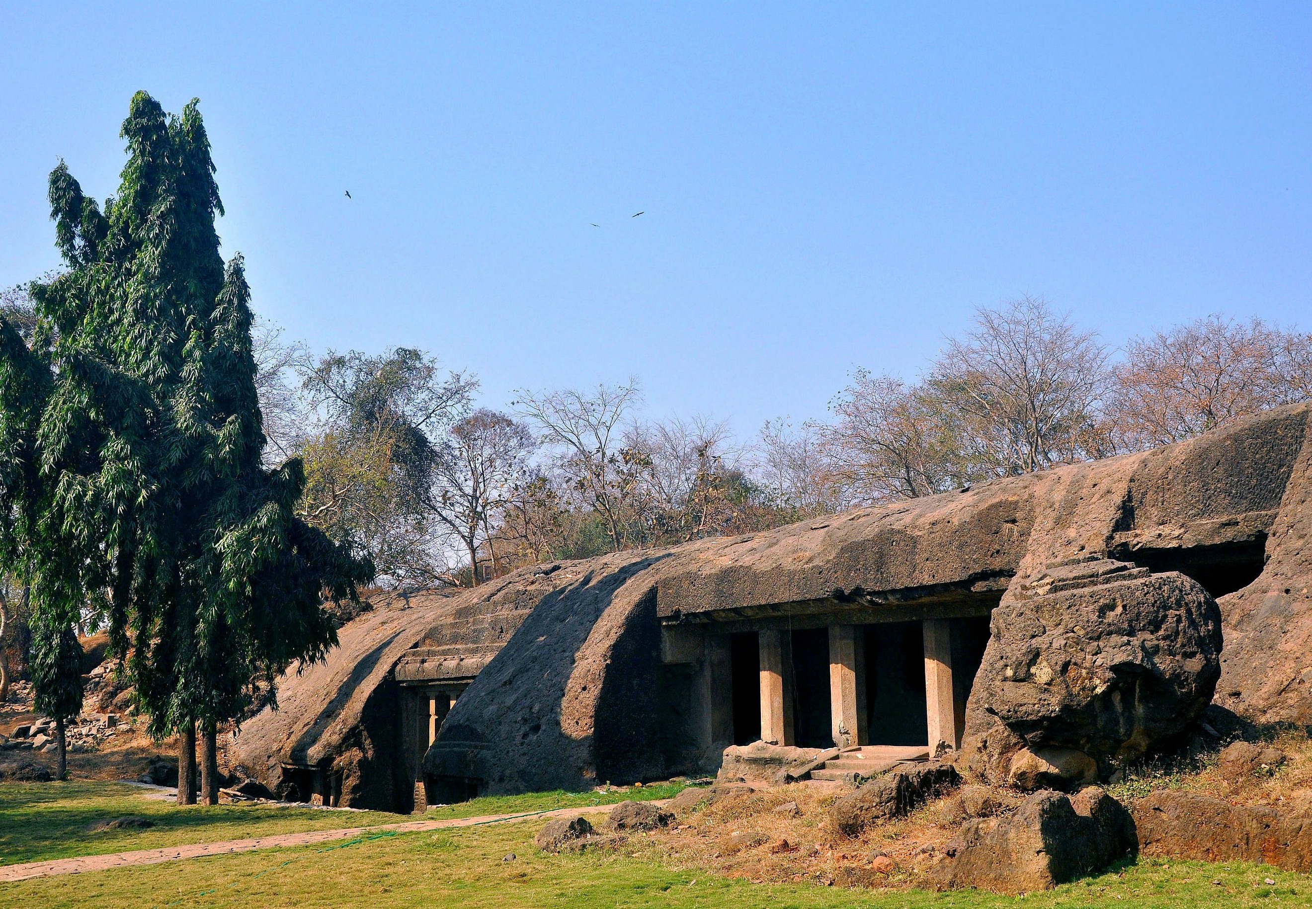 Mumbai: Mahakali Caves, a Buddhist monastery - Mumbai | Secret World Trip Planner