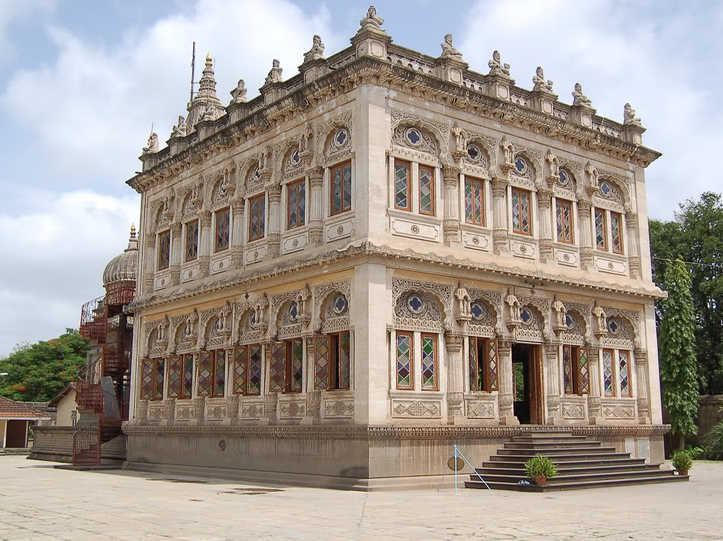 The Shinde Chhatri,a memorial for Mahadji Shinde - Pune | Secret World Trip Planner