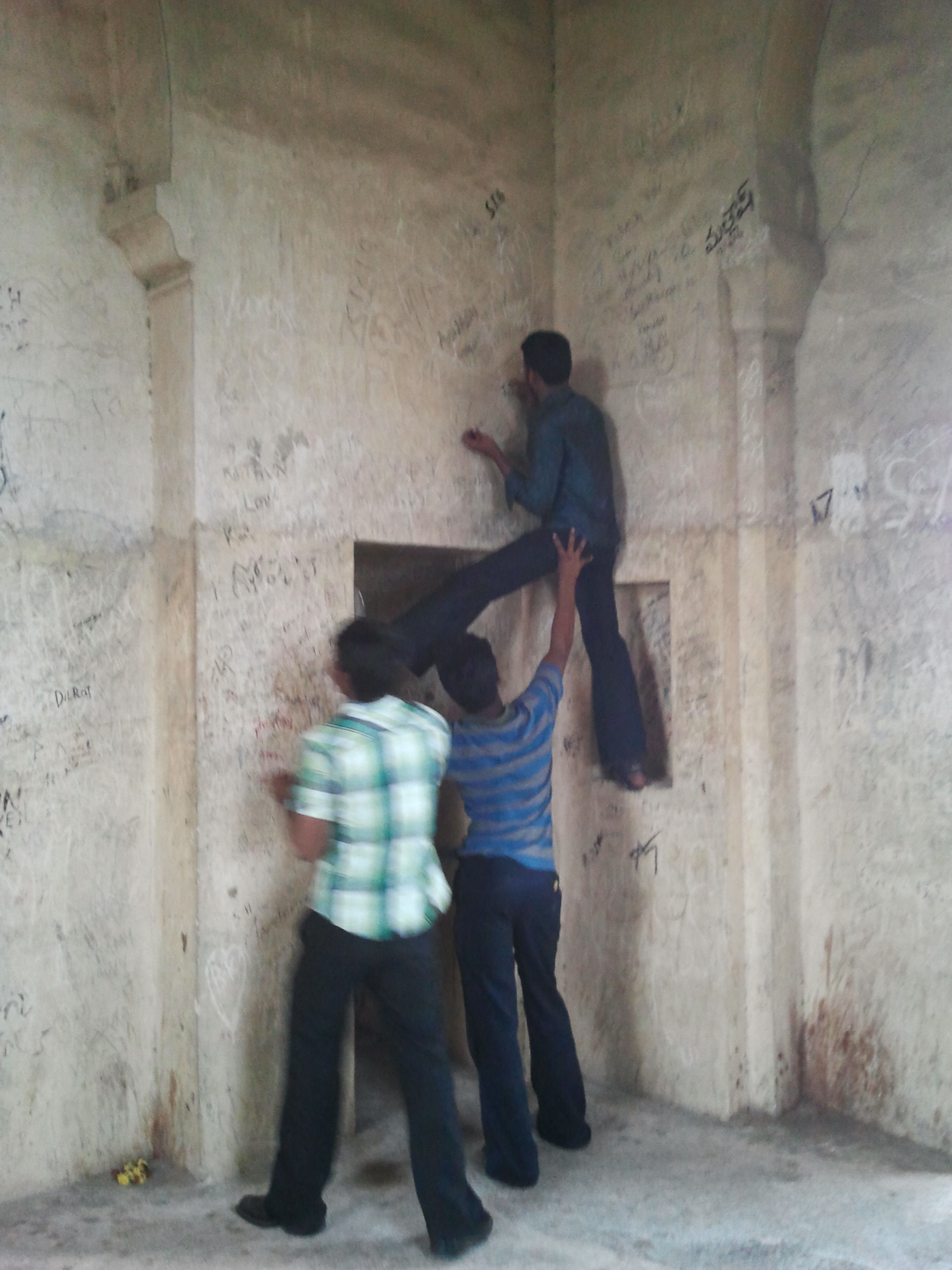 Hyderabad | Golconda Fort - Hyderabad | Secret World Trip Planner