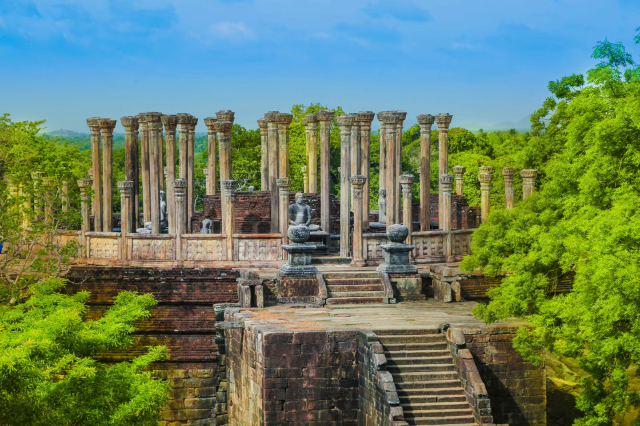Antike Stadt Polonnaruwa - Polonnaruwa | Secret World Trip Planner