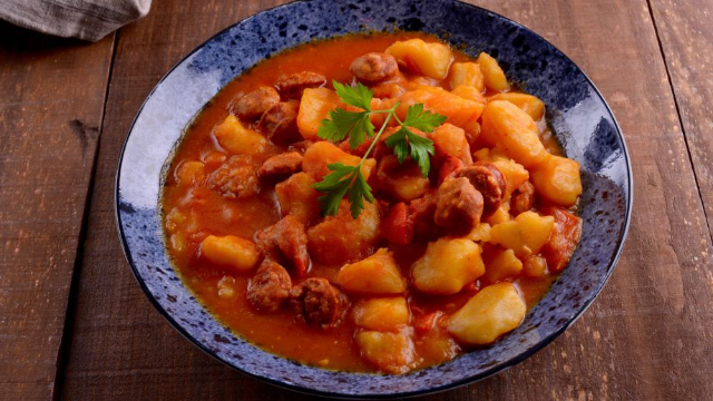 Kartoffeln mit Chorizo — Rioja