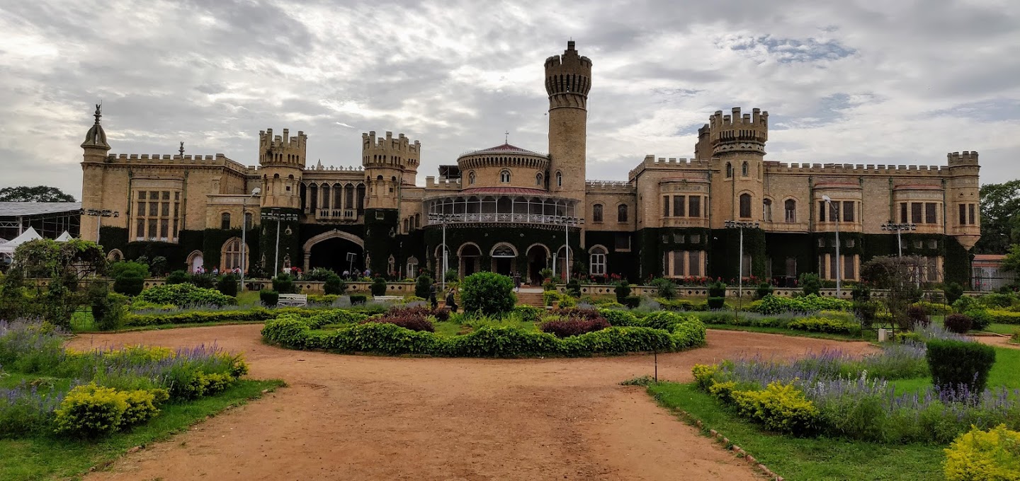 Bangalore-Palast - Bengaluru | Secret World Trip Planner