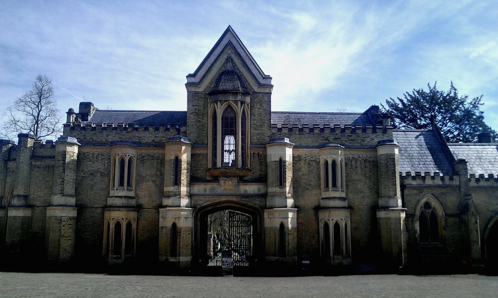 Highgate-Friedhof in London - Londra | Secret World Trip Planner