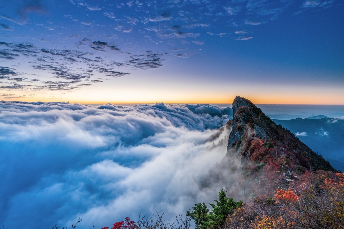Mitre Peak is the highest sea cliff in the world - Mitre Peak | Secret World Trip Planner