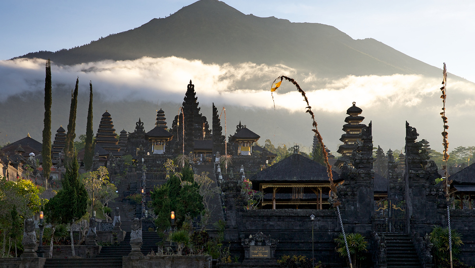 Besakih-Tempel, bekannt als Balis 'Muttertempel'. — Karangasem Regency