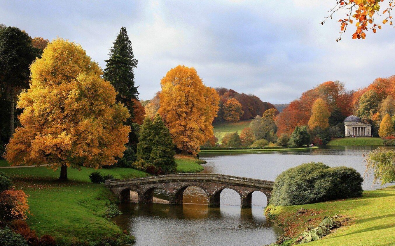 Stourhead, eine magische, ruhige Vision — Warminster