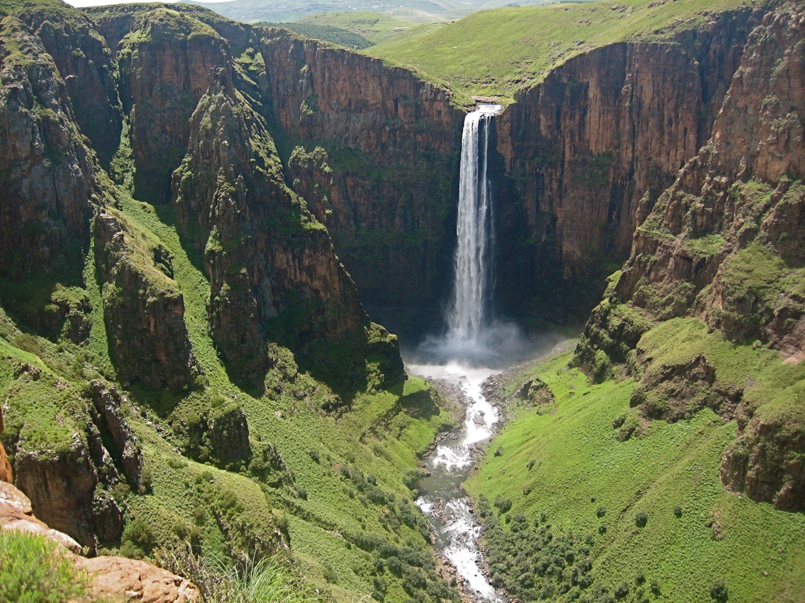 Maletsunyane Falls, a spectacular waterfall in Lesotho - Maletsunyane Falls | Secret World Trip Planner