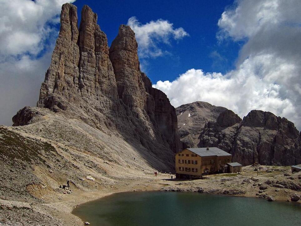 The Vajolet towers in the Dolomites - Torri del Vajolet | Secret World Trip Planner