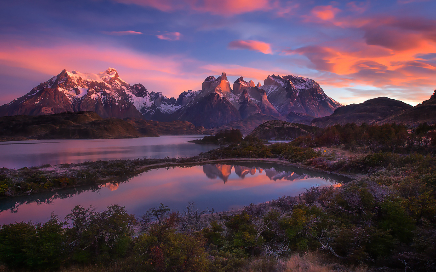 Patagonia: Lago Pehoe, un luogo irreale al confine del mondo  — Torres de Paine