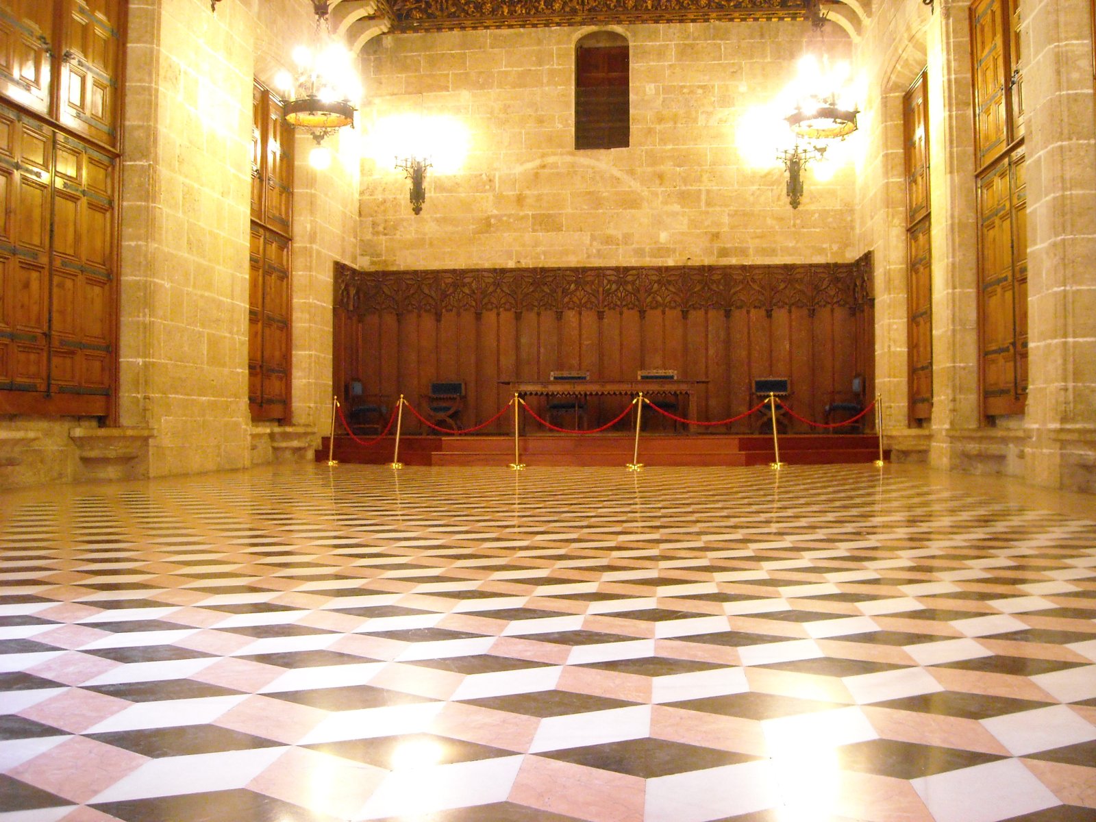 Lonja de la Seda: a castle that seems to be made of lace - València | Secret World Trip Planner