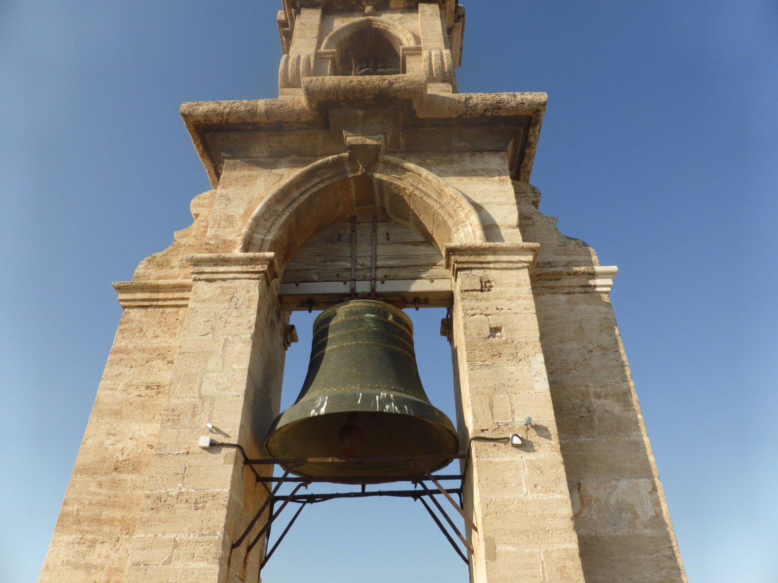 Valencia and the famous Tower: El Miguelete - València | Secret World Trip Planner