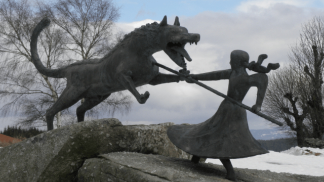 Bete du Gevaudan monument - Auvers | Secret World Trip Planner