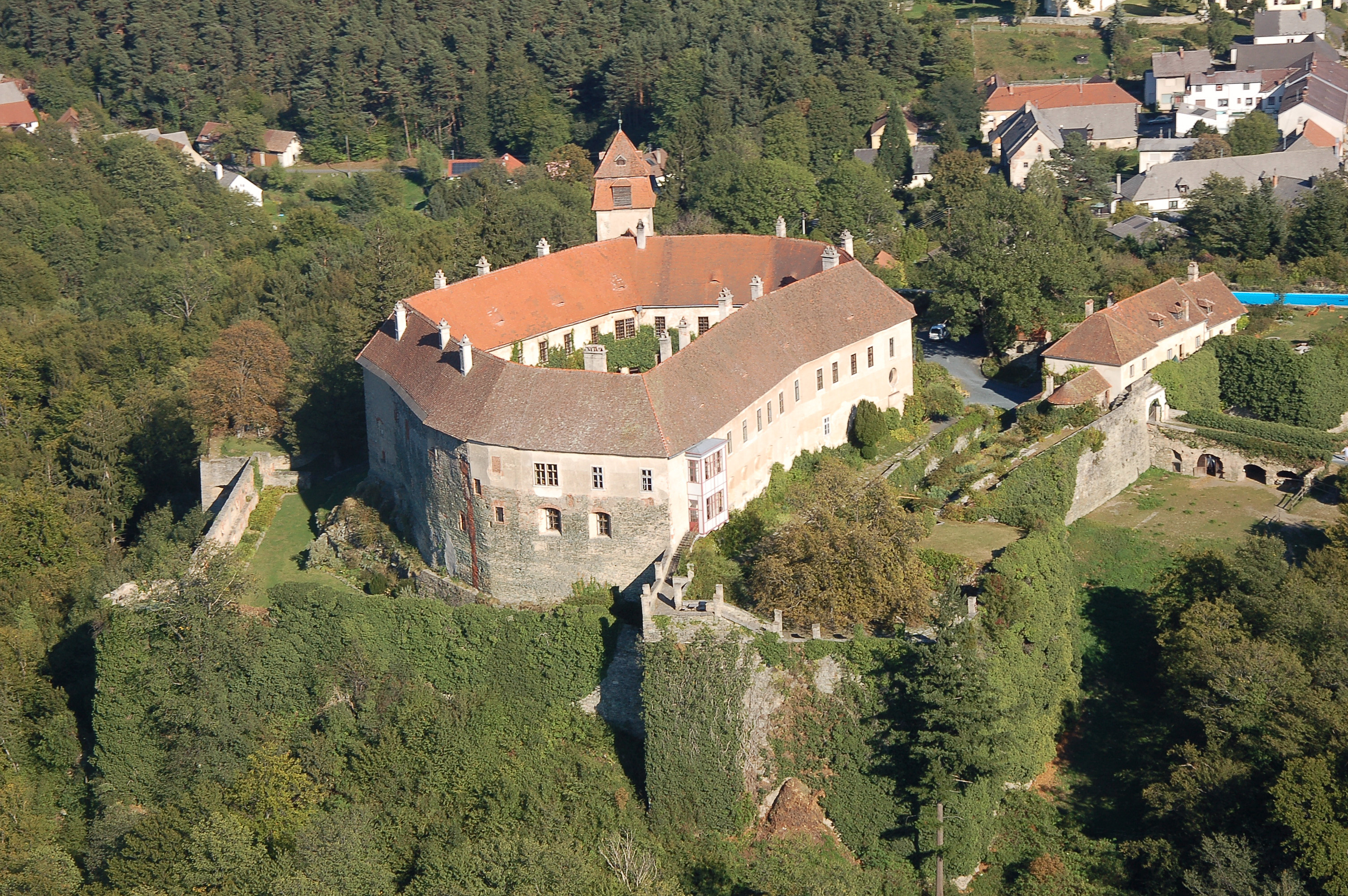 Castello d'ambra - Bernstein | Secret World Trip Planner