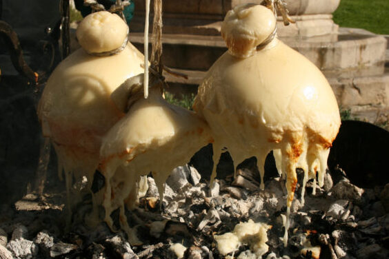Caciocavallo sassanese poos - Sala Consilina | Secret World Trip Planner