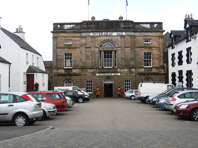 Inveraray-Gefängnis, eine Reise nach Schottland - Church Square | Secret World Trip Planner
