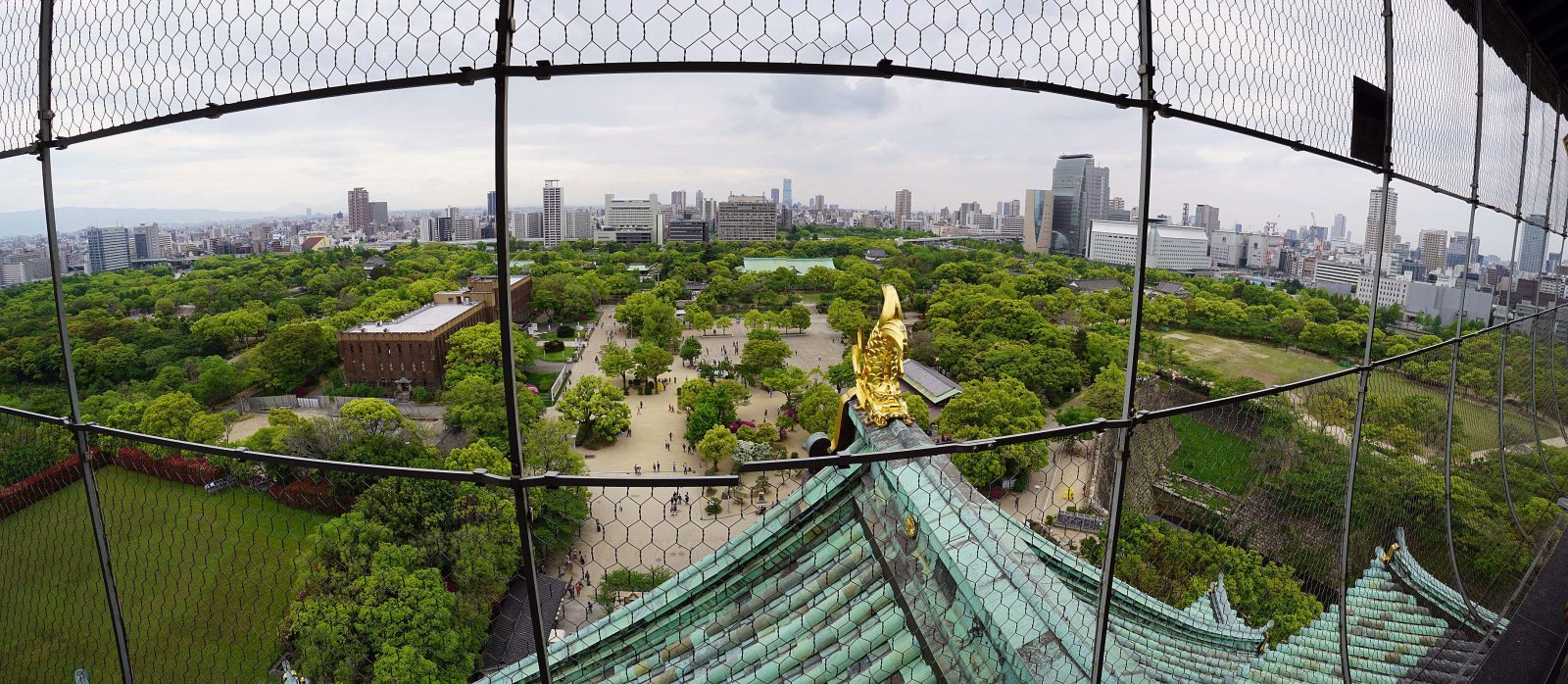 Osaka Castle stands tall on the Uemachi Daichi Plateau - ?saka-shi | Secret World Trip Planner