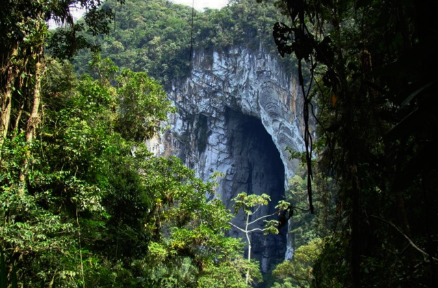 Die Höhle Casa de Pedra: Brasiliens monumentales Naturwunder - Ribeirão Grande - SP | Secret World Trip Planner