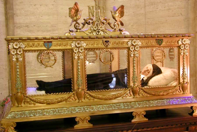 Die nicht ganz unbestechliche heilige Bernadette von Lourdes — Nevers