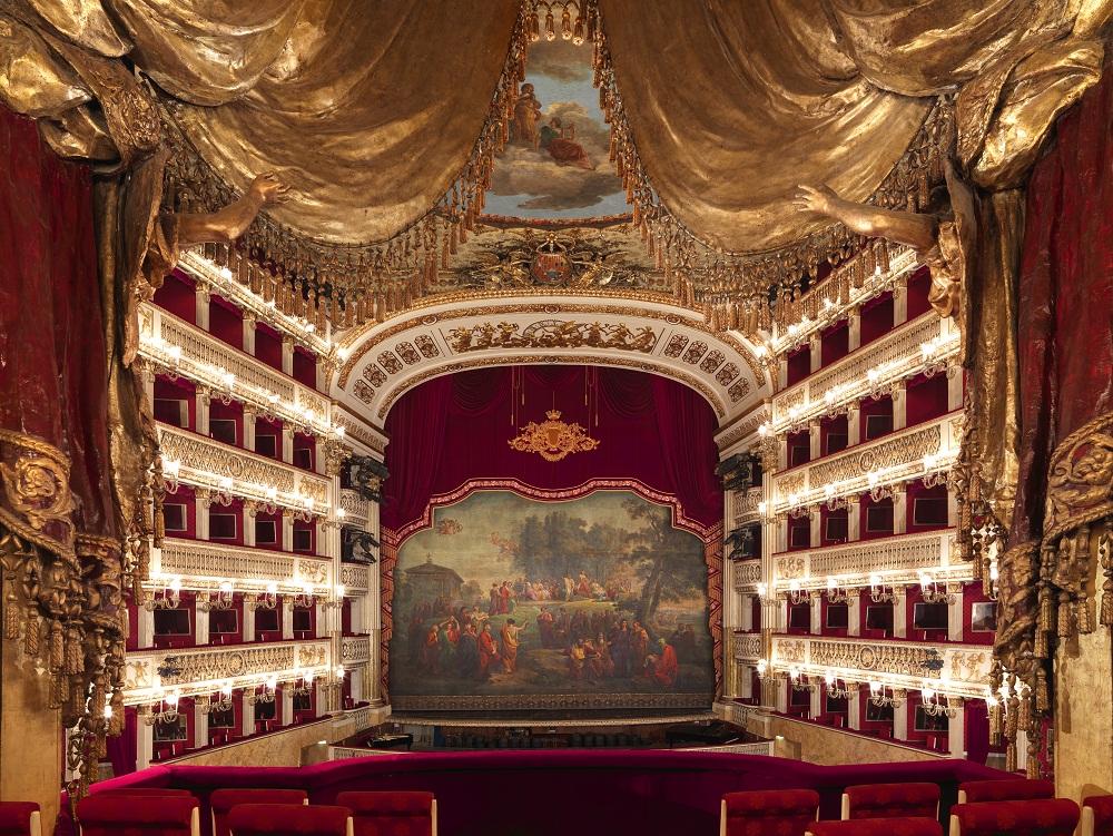 San Carlo teater - Napoli | Secret World Trip Planner
