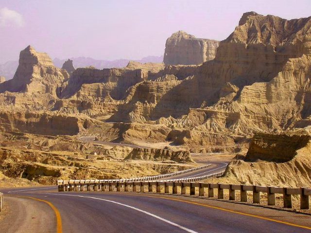 Passo Buzi — Las Bela